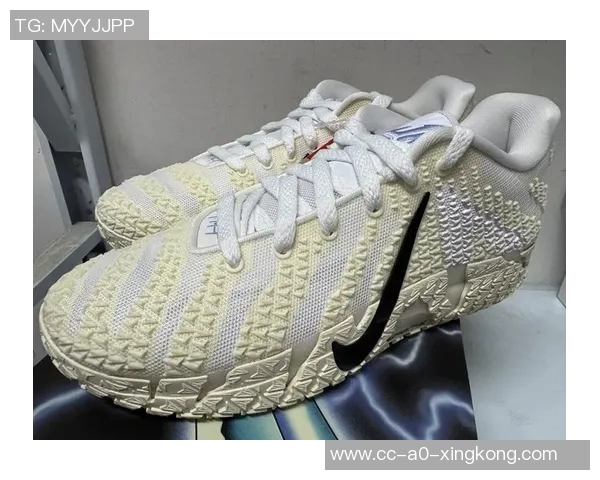 莫兰特展示多款大学专属签名鞋Ja3包括母校穆雷州立等多所高校定制款